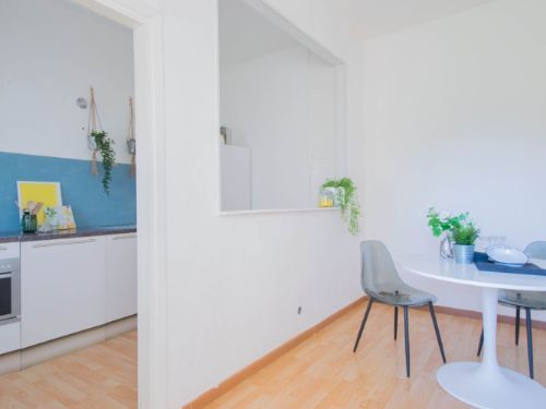 appartamento in vendita a Livorno zona Montebello. Luminoso con 3 camere.