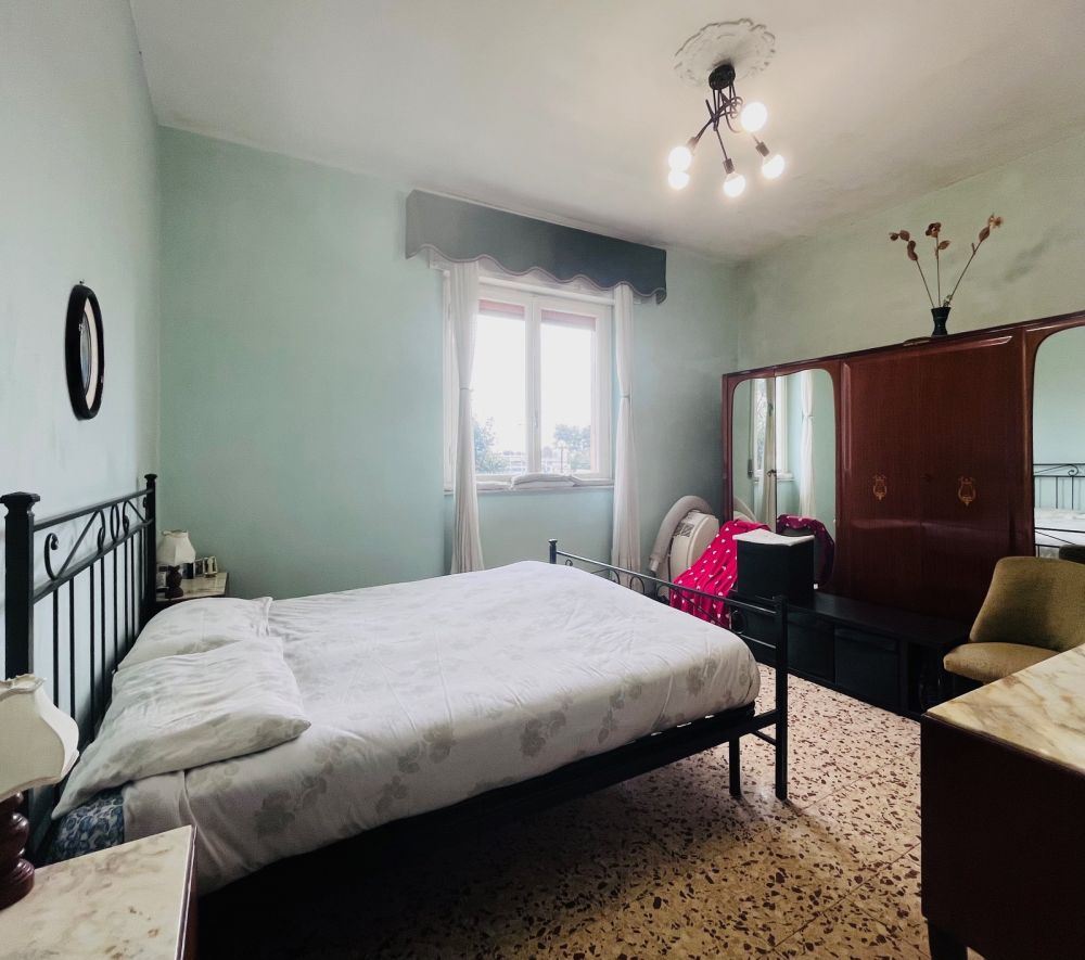 Appartamento di 120mq con 3 camere matrimoniali in vendita zona Fabbricotti