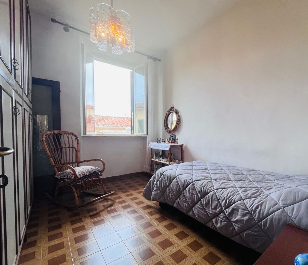 appartamento quadrilocale in vendita a Ardenza Terra vicino al mare a Livorno