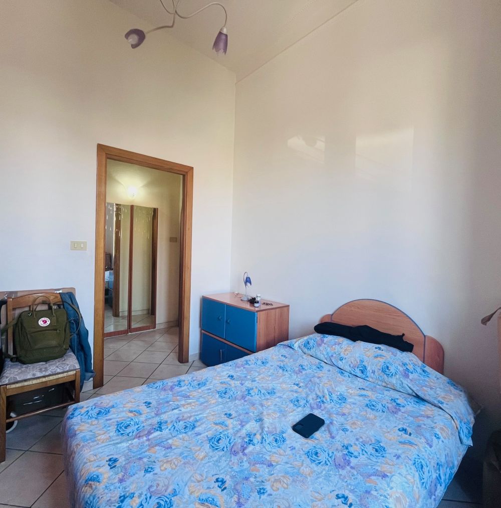 Appartamento con 2 camere Cantina e posto auto in zona Stazione Vendita a Livorno