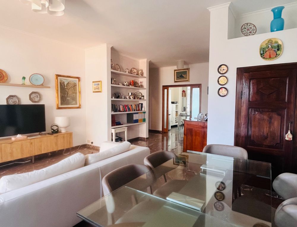 appartamento ampio e panoramico vista mare con garage san Jacopo Livorno in Vendita