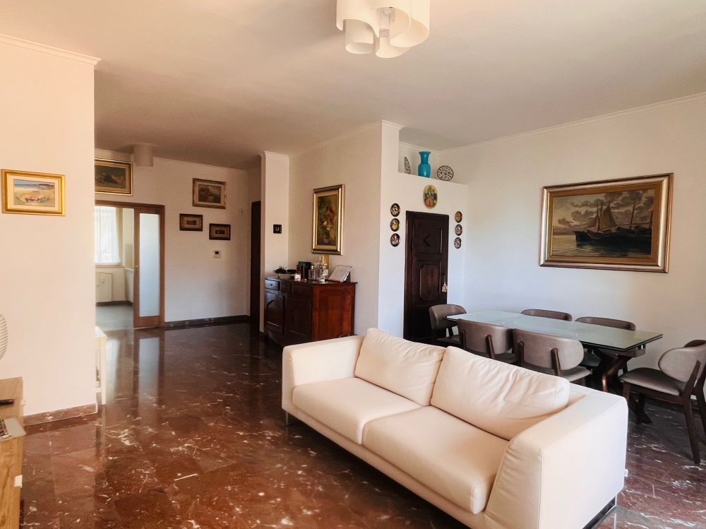 appartamento ampio e panoramico vista mare con garage san Jacopo Livorno in Vendita