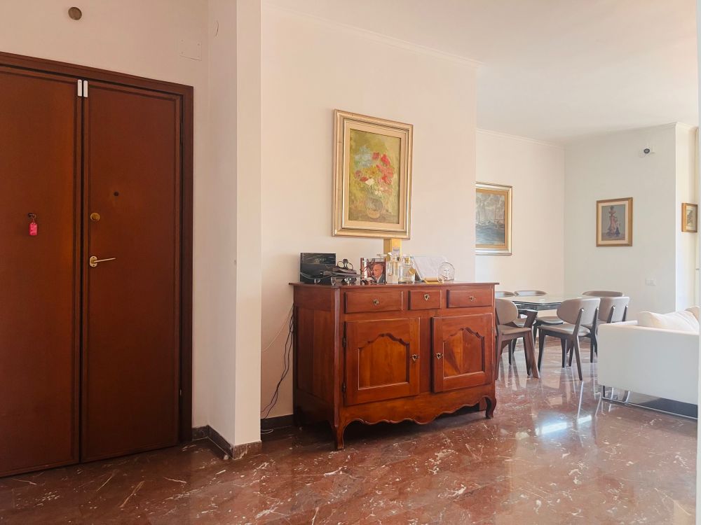 appartamento ampio e panoramico vista mare con garage san Jacopo Livorno in Vendita
