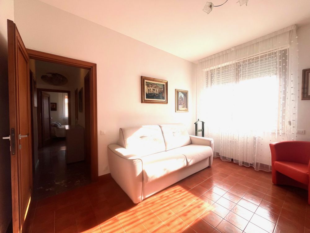 appartamento ampio e panoramico vista mare con garage san Jacopo Livorno in Vendita