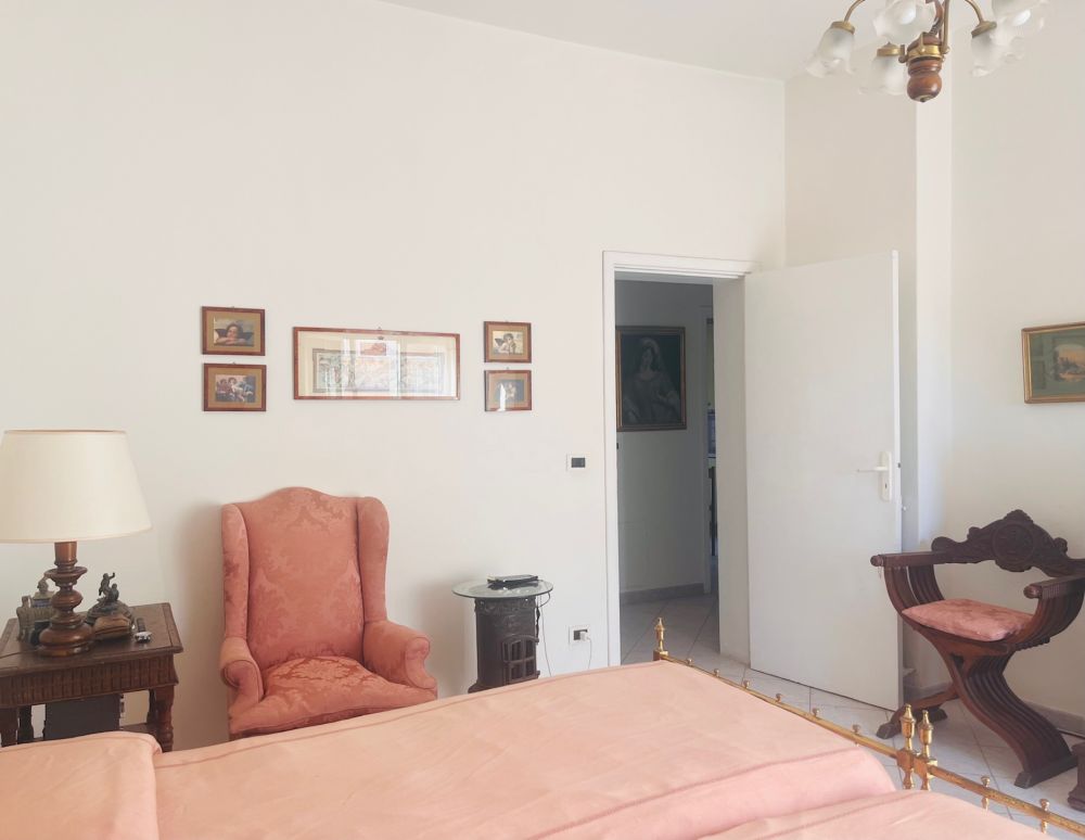 appartamento luminoso piano alto zona Centro Livorno in Vendita con 2 camere
