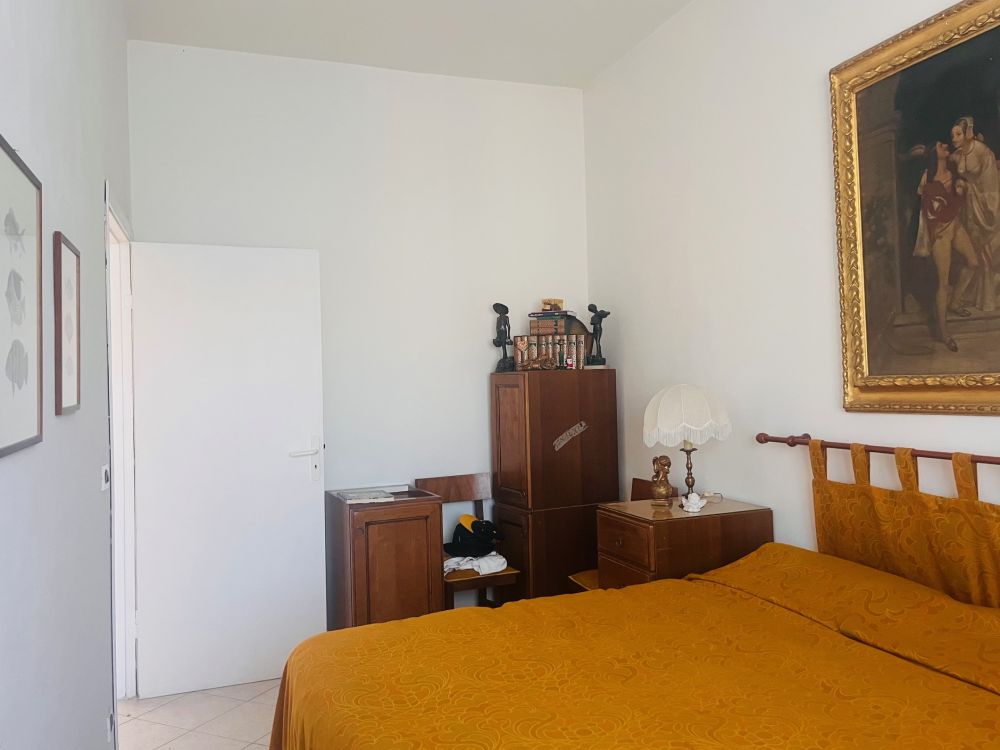appartamento luminoso piano alto zona Centro Livorno in Vendita con 2 camere