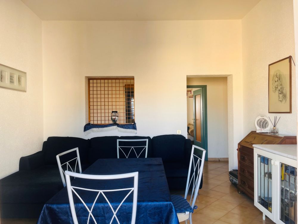 appartamento in vendita a Livorno zona Ospedale Marconi luminoso piano alto con 2 camere matrimoniali