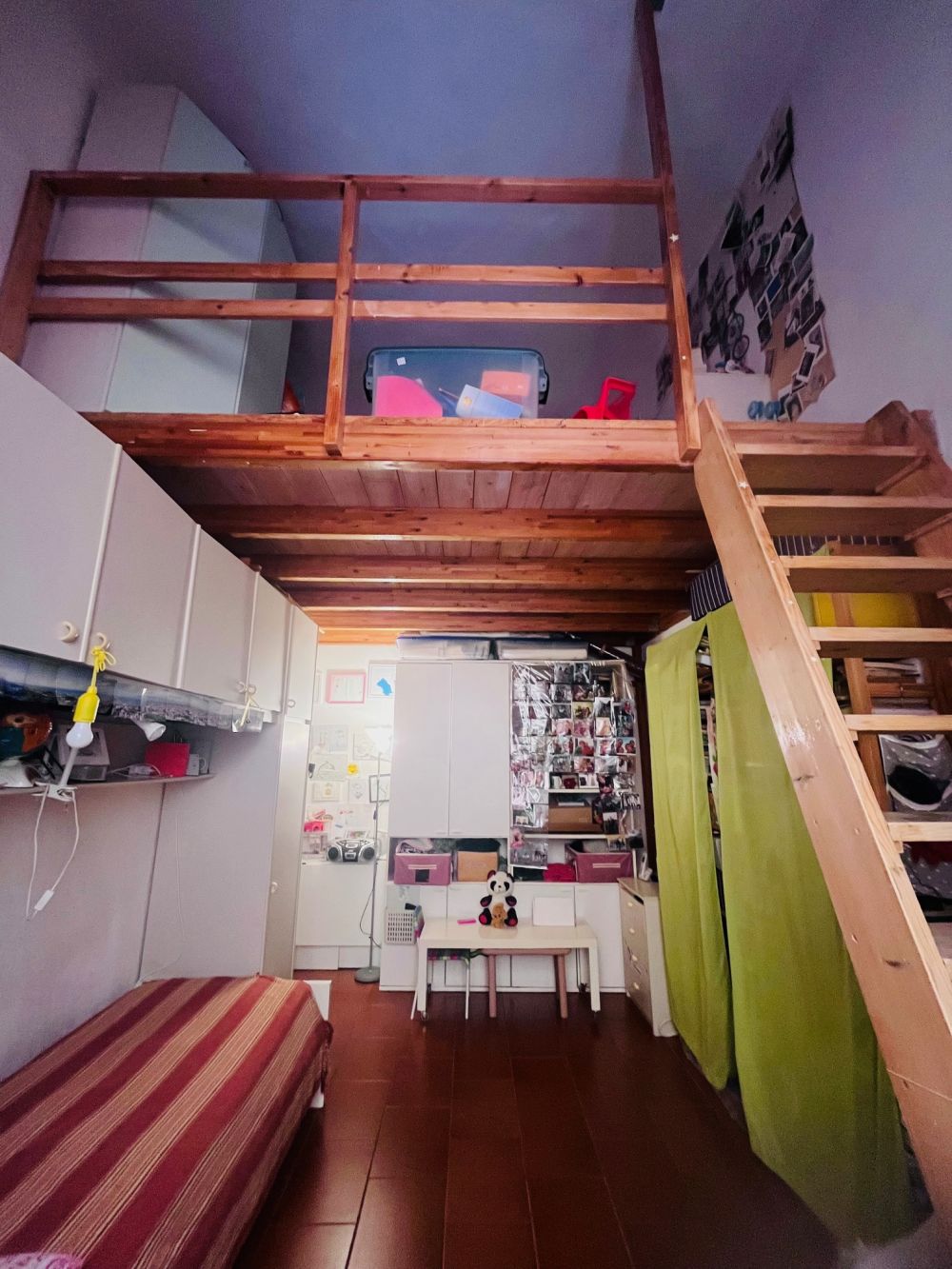 Appartamento ampio e silenzioso con balcone in vendita a Livorno zona porta a mare Viale Italia