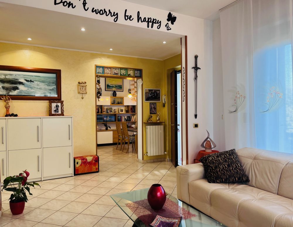Villetta Bifamiliare in vendita a Collesalvetti Livorno con giardino e terreno e garage