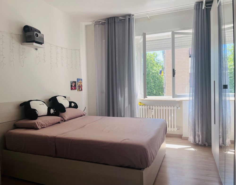 Appartamento zona Goito in vendita a Livorno ristrutturato e con posto auto e soffitta di proprietà. Garage.