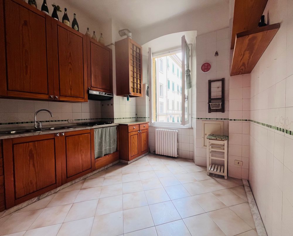 appartamento in vendita a Livorno zona Centro-Duomo
