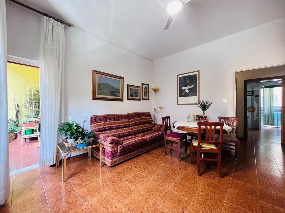 appartamento quadrilocale in vendita a Livorno zona Colline Salviano con Posto auto e Cantina