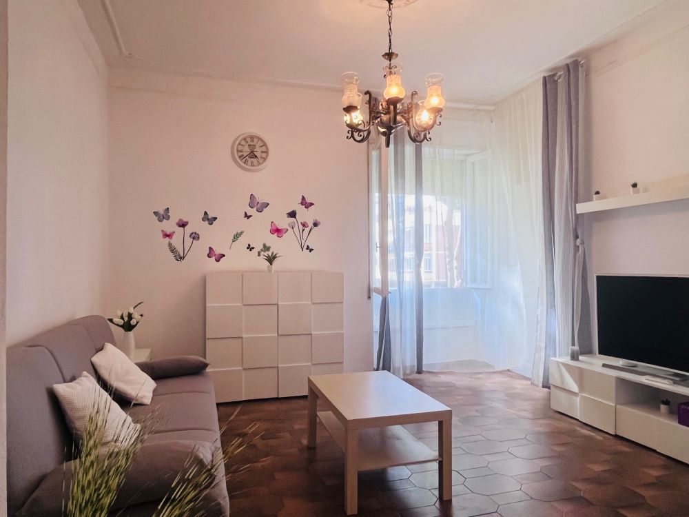 appartamento in vendita zona la Rosa in Livorno appartamento quadrilocale con cantina