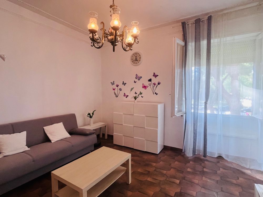 appartamento in vendita zona la Rosa in Livorno appartamento quadrilocale con cantina