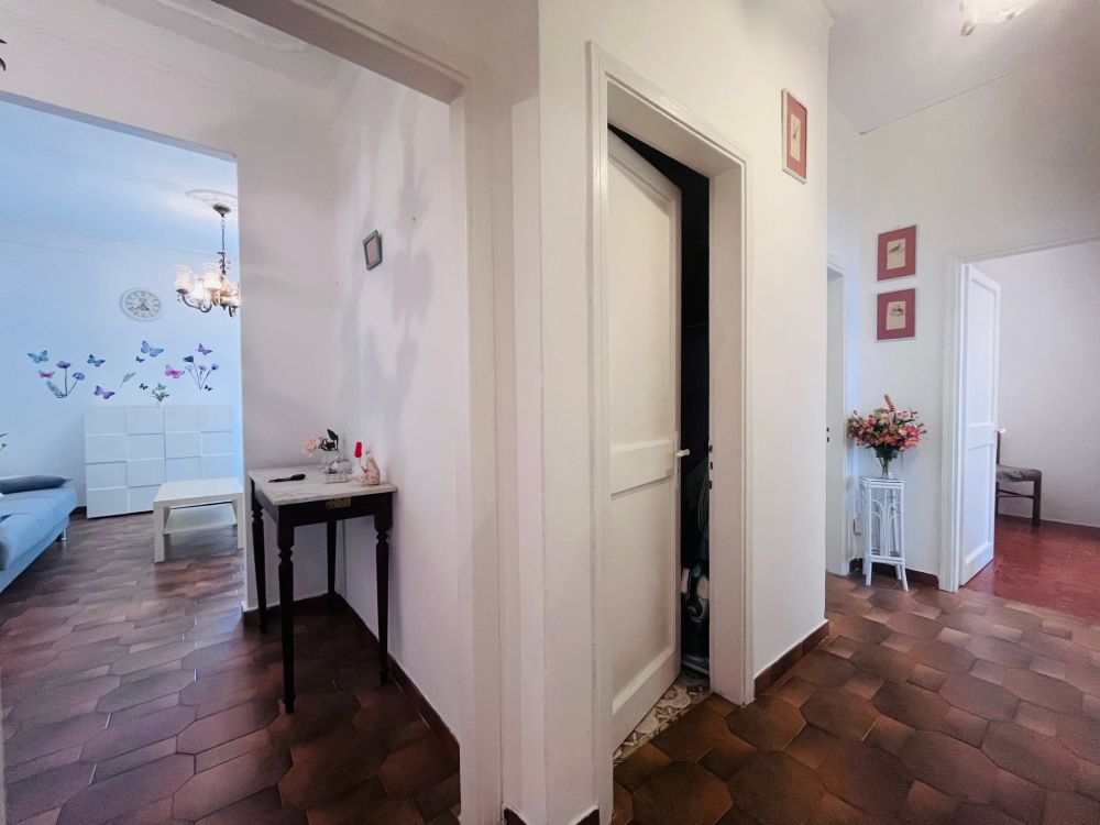 appartamento in vendita zona la Rosa in Livorno appartamento quadrilocale con cantina