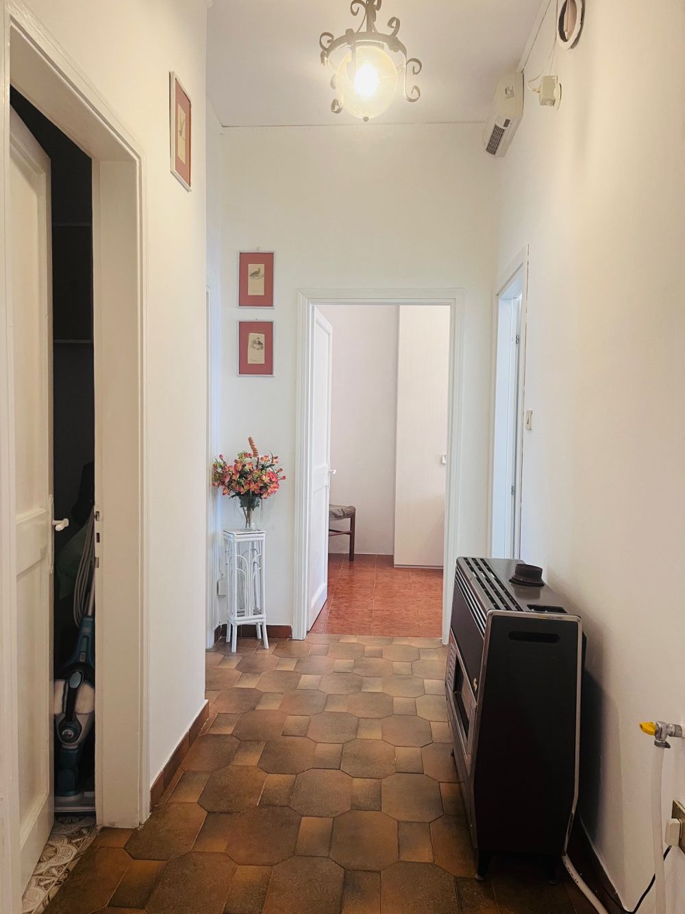 appartamento in vendita zona la Rosa in Livorno appartamento quadrilocale con cantina