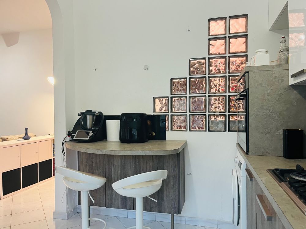 appartamento quadrilocale molto luminoso zona Fabbricotti in vendita a Livorno