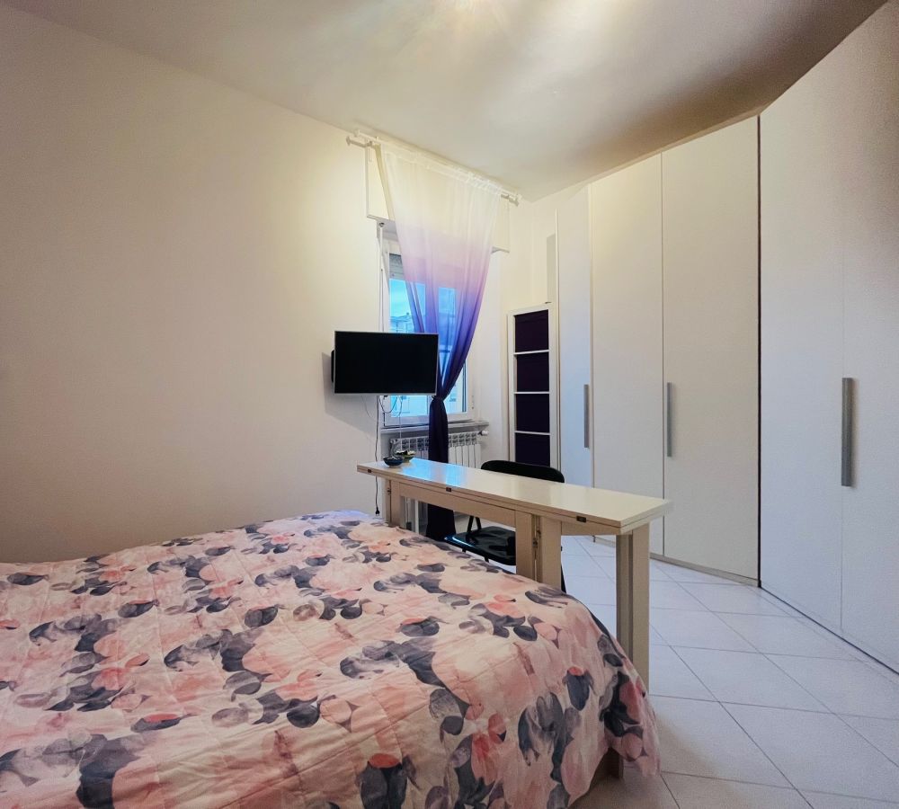 appartamento quadrilocale molto luminoso zona Fabbricotti in vendita a Livorno