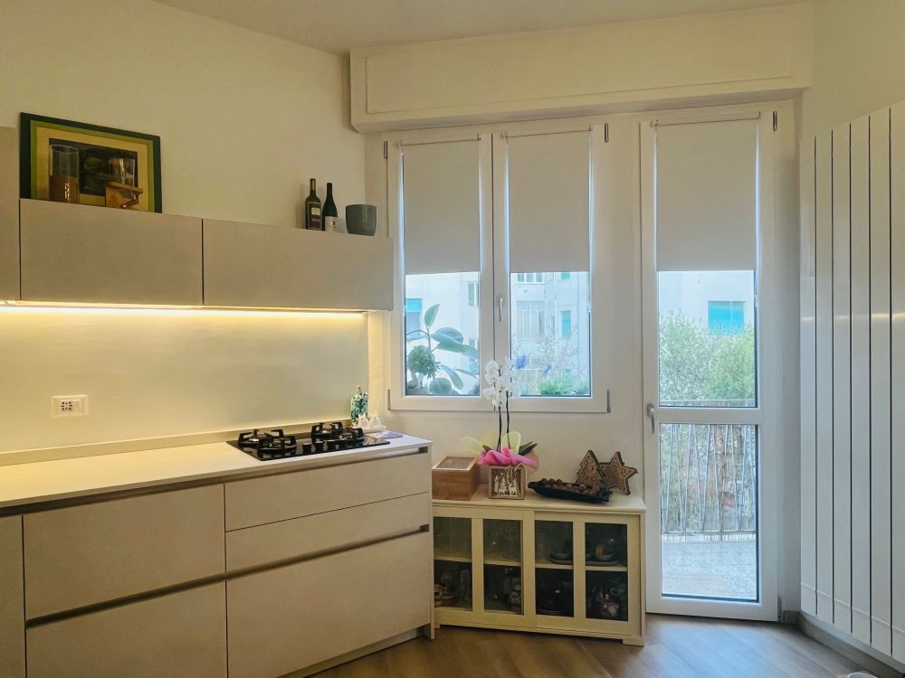 appartamento ristrutturato con garage in vendita a Livorno