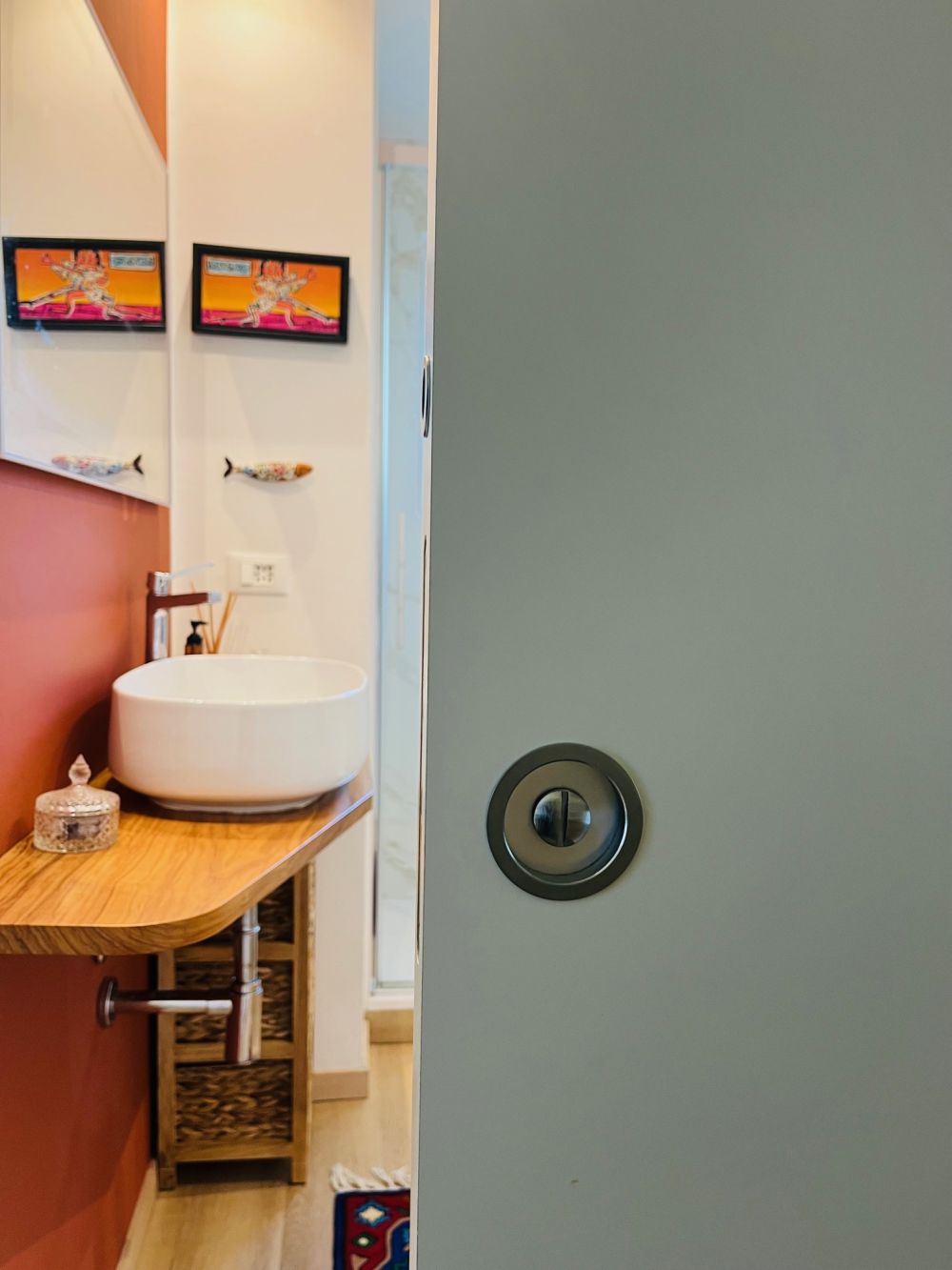 appartamento ristrutturato con garage in vendita a Livorno