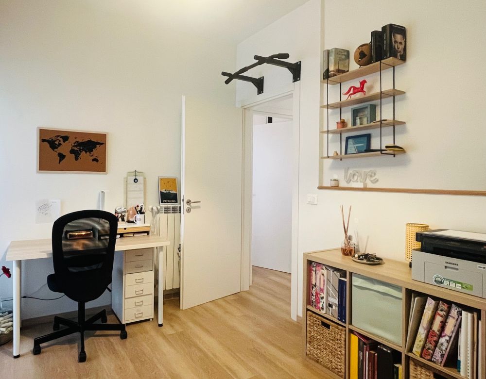 appartamento ristrutturato con garage in vendita a Livorno