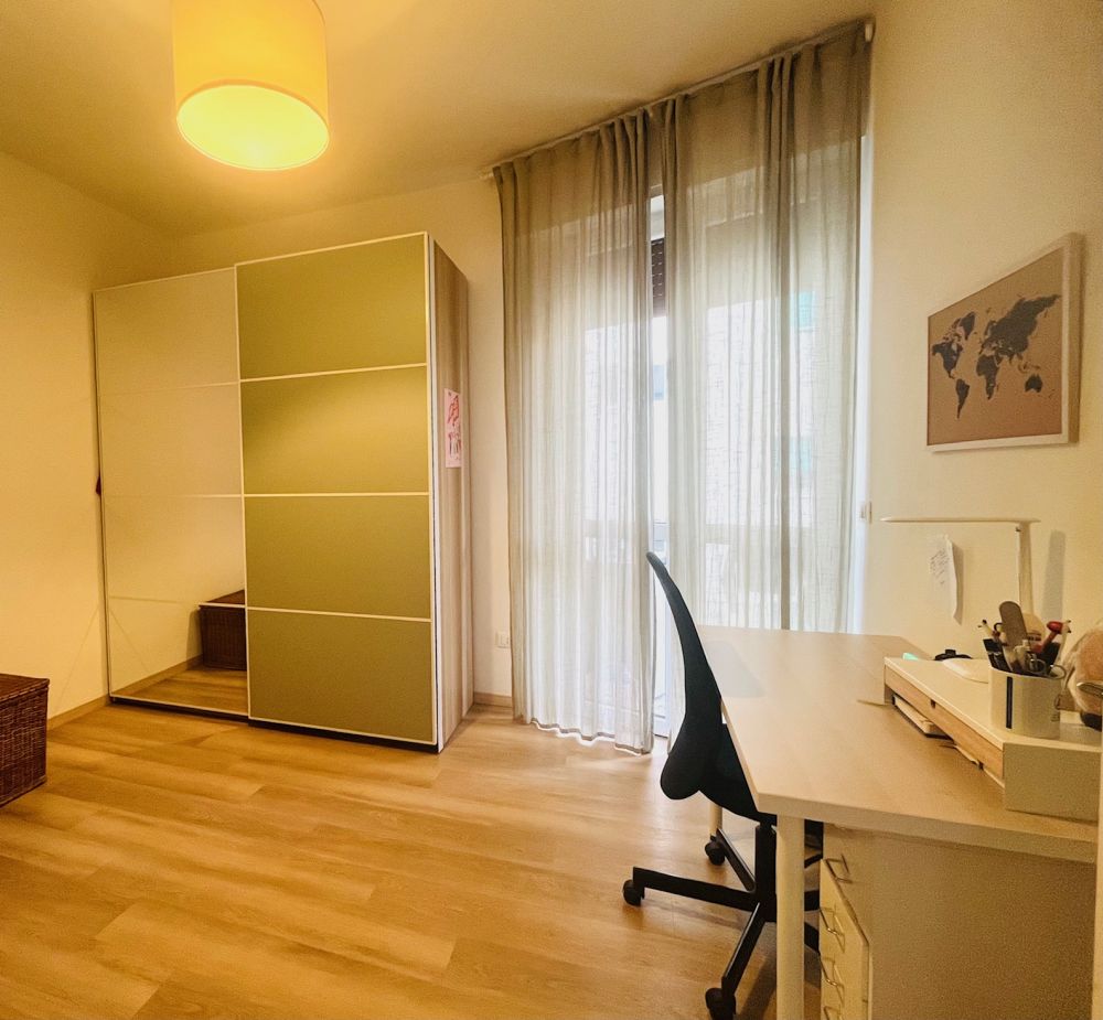 appartamento ristrutturato con garage in vendita a Livorno