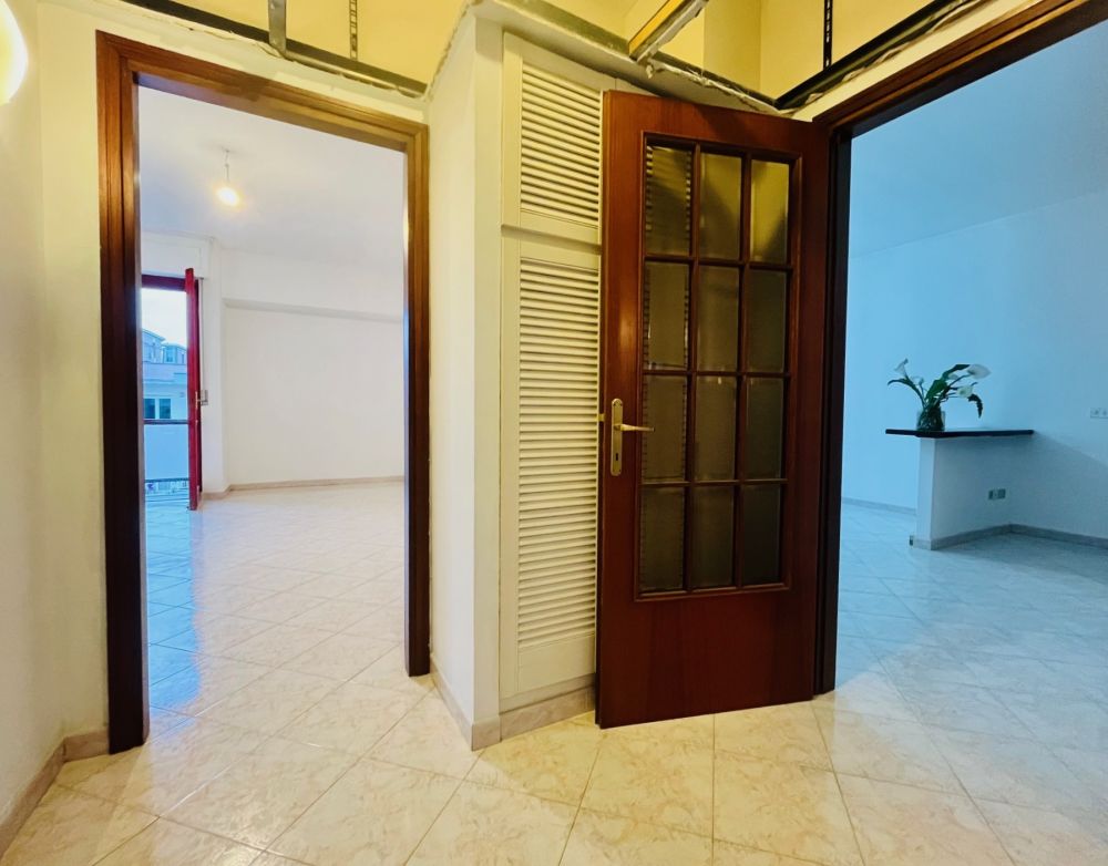 appartamento quadrilocale in vendita a Livorno zona Fabbricotti Subito libero