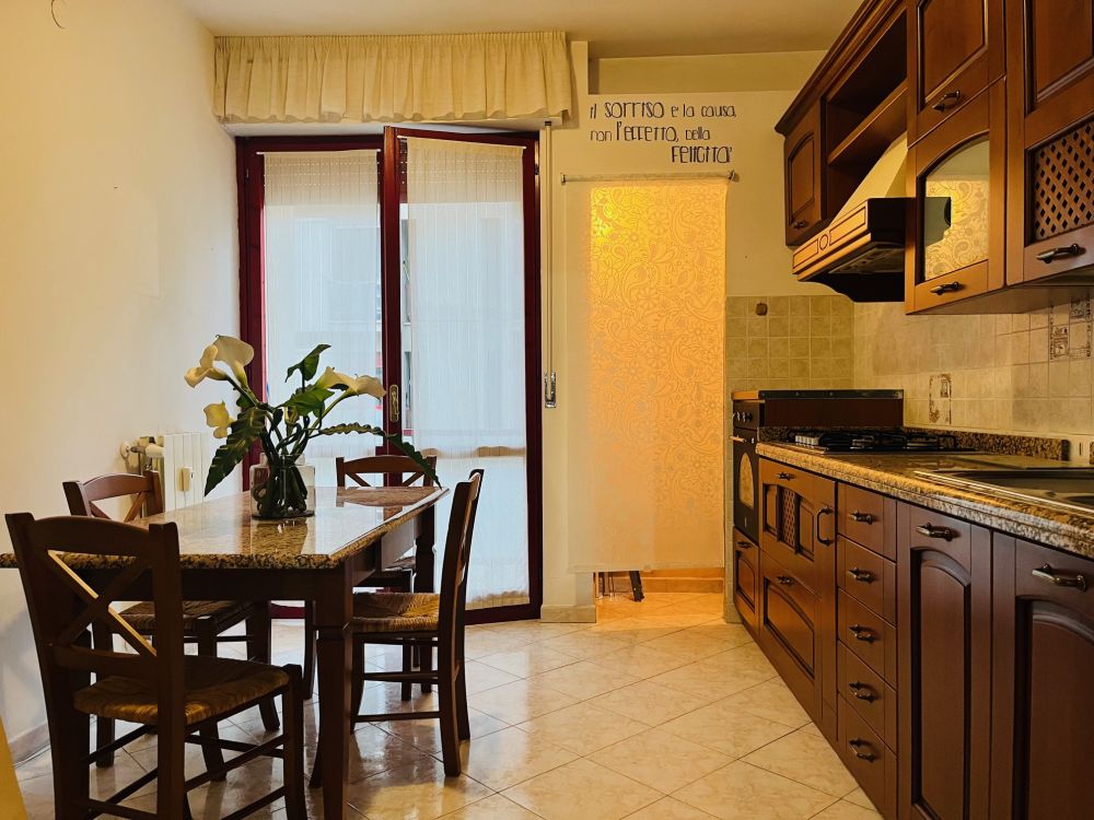 appartamento quadrilocale in vendita a Livorno zona Fabbricotti Subito libero