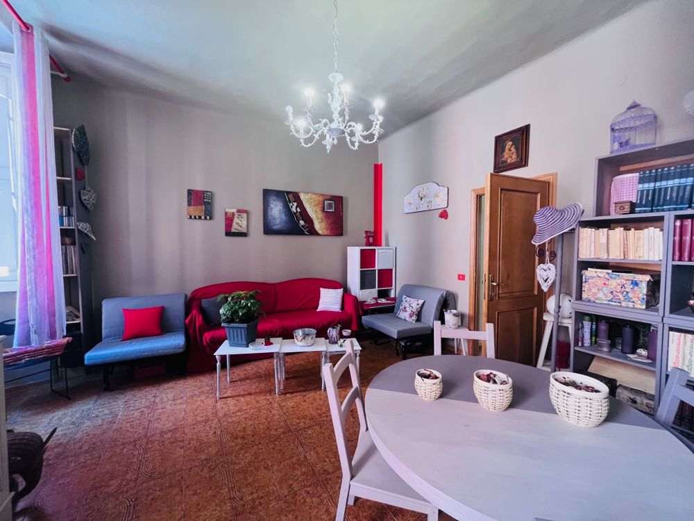 appartamento in vendita a Livorno zona Centro-Duomo
