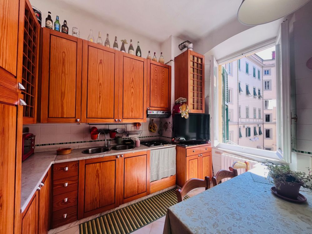 appartamento in vendita a Livorno zona Centro-Duomo