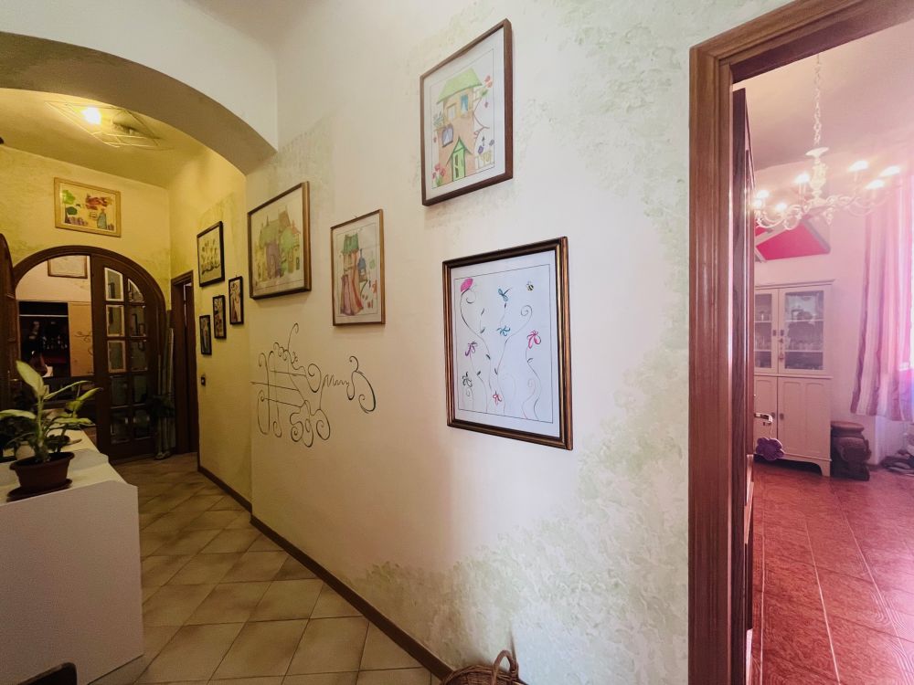 appartamento in vendita a Livorno zona Centro-Duomo