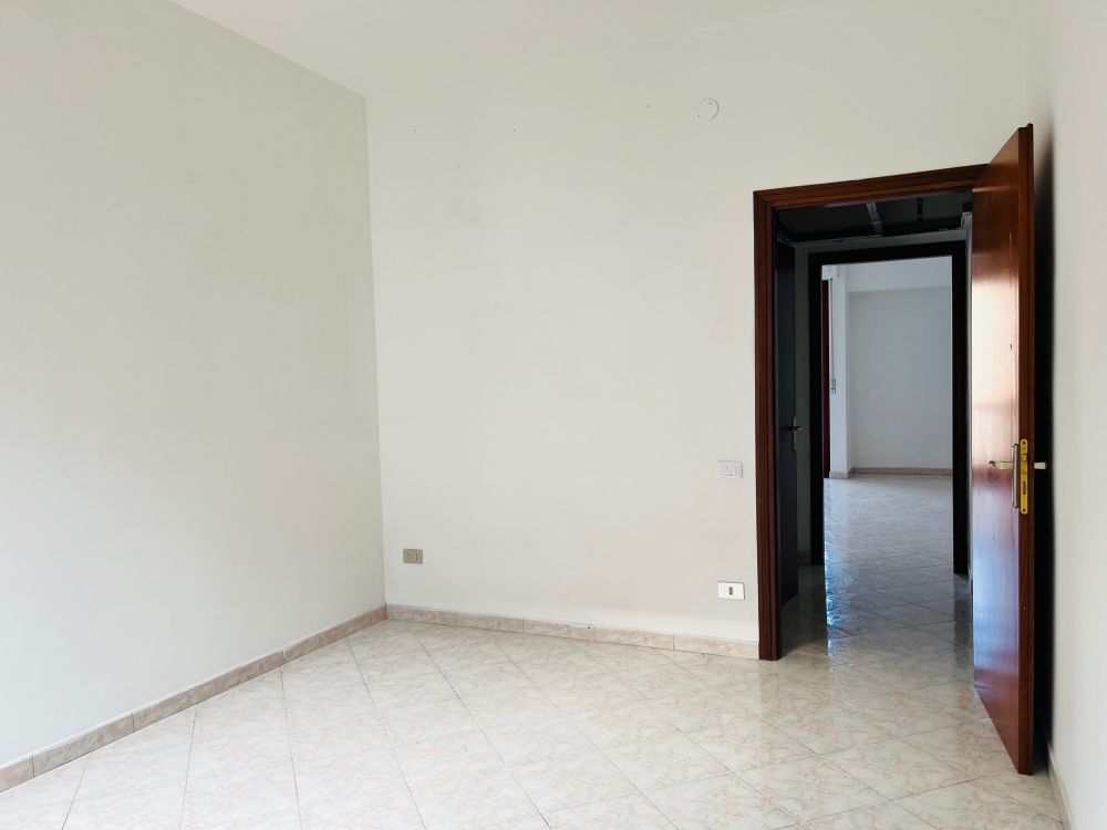 appartamento quadrilocale in vendita a Livorno zona Fabbricotti Subito libero