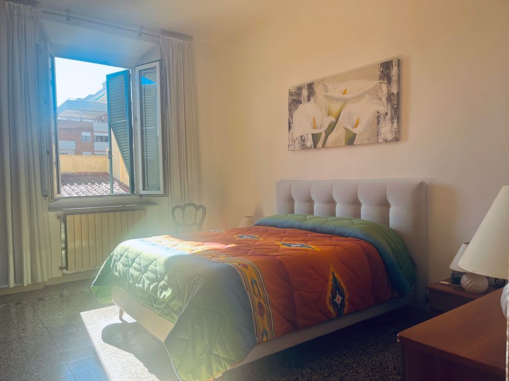 appartamento ampio e luminoso in palazzo d'epoca in vendita a Livorno in Corso Mazzini/Porta a Mare