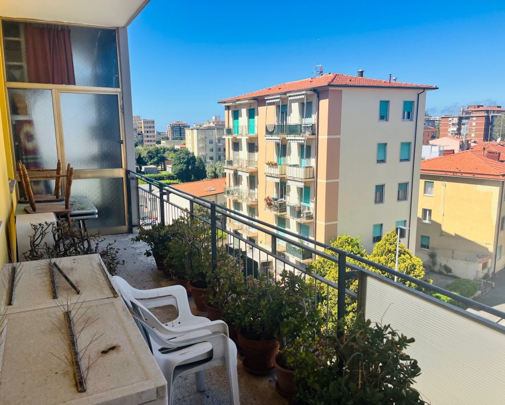 appartamento ampia metratura in vendita zona Fabbricotti Livorno