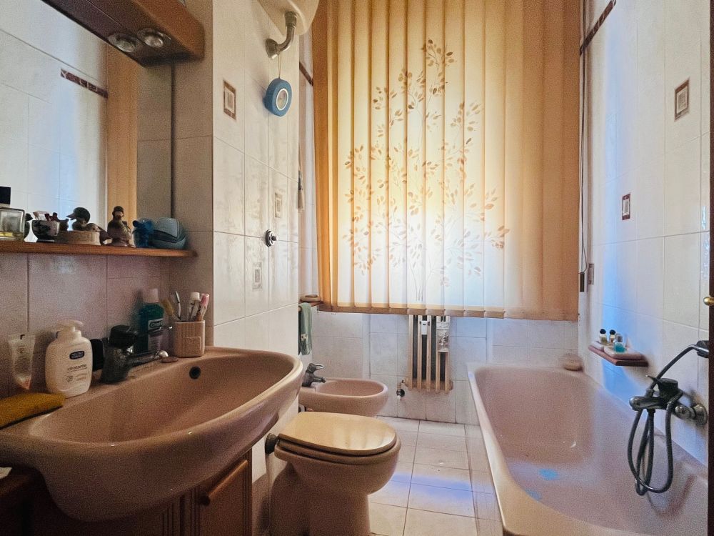 appartamento ampia metratura in vendita zona Fabbricotti Livorno