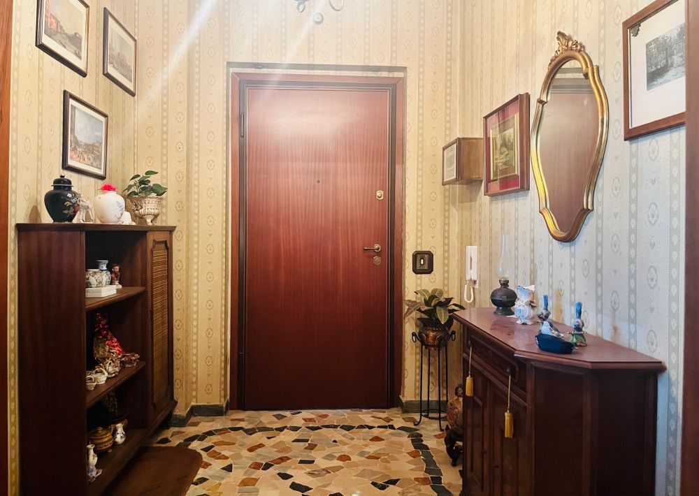 appartamento ampia metratura in vendita zona Fabbricotti Livorno