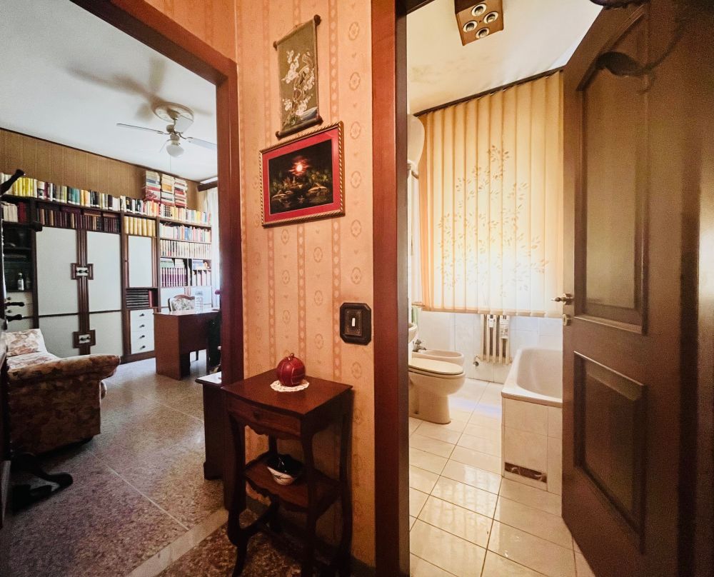 appartamento ampia metratura in vendita zona Fabbricotti Livorno