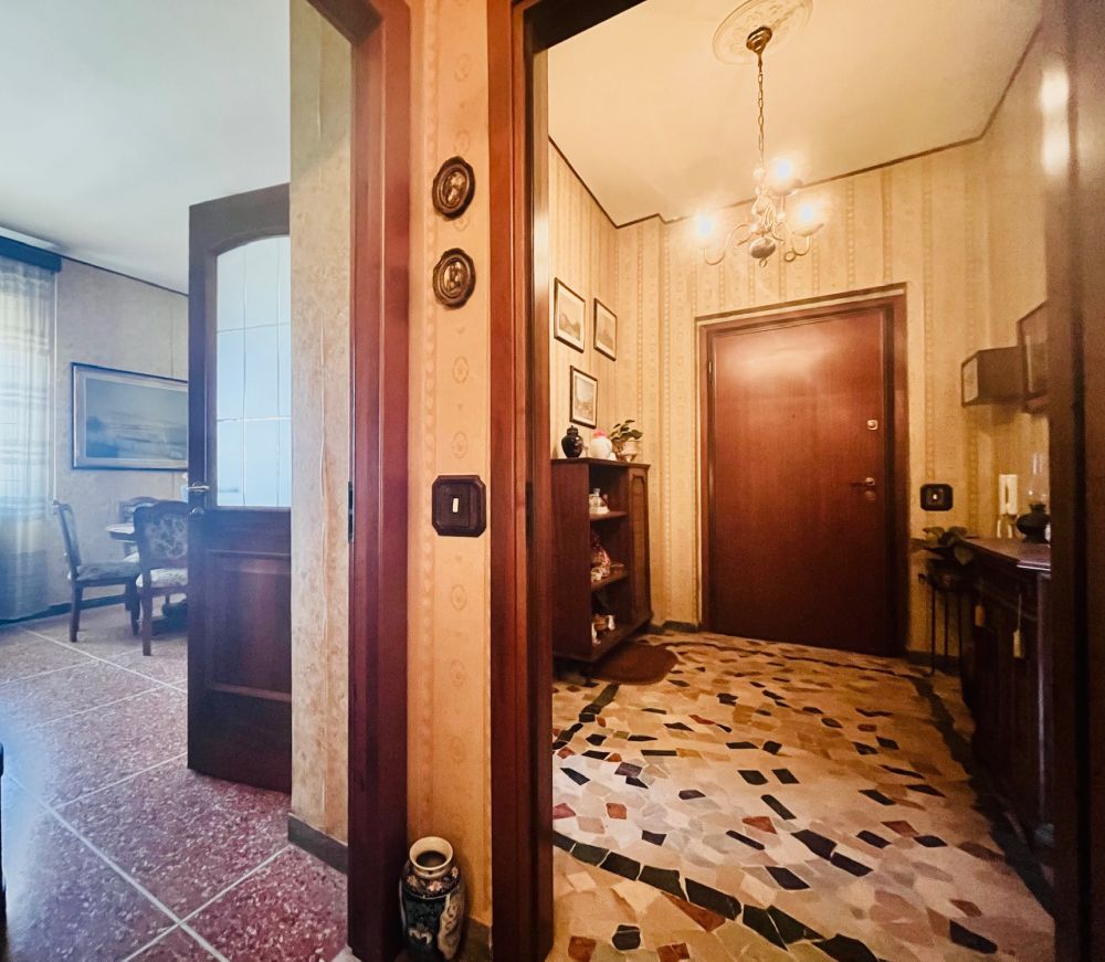 appartamento ampia metratura in vendita zona Fabbricotti Livorno