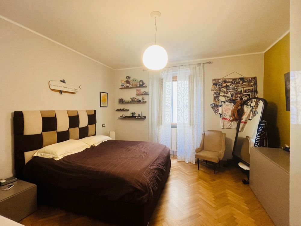 appartamento trilocale ristrutturato in vendita a Livorno zona Porto Venezia