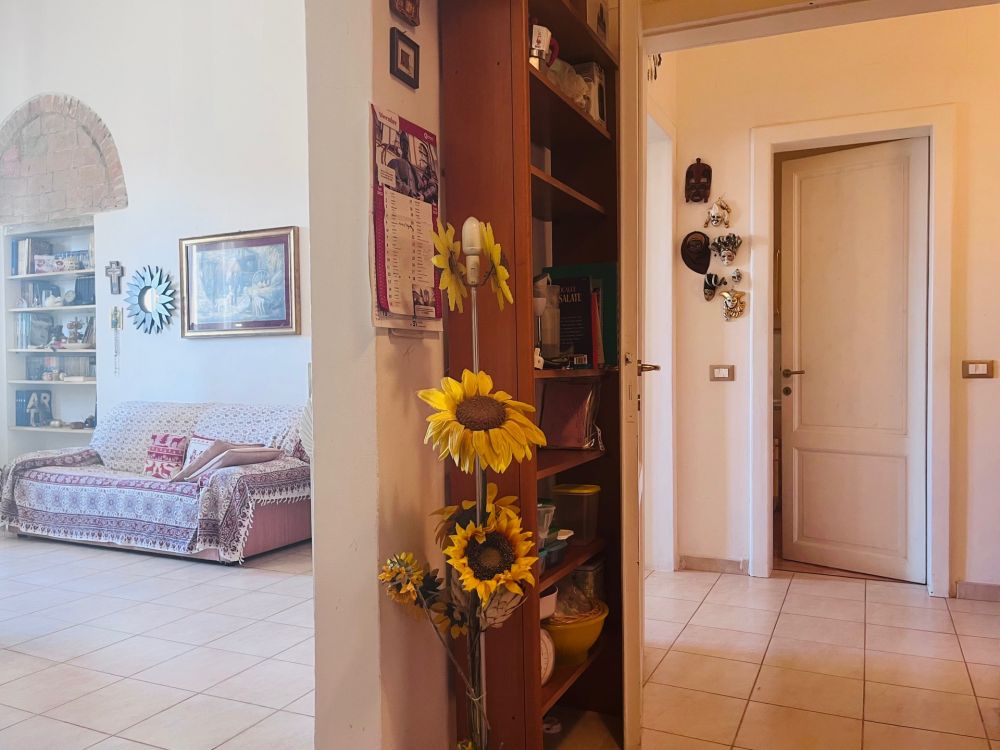 appartamento in vendita a Livorno in zona Centro con ascensore