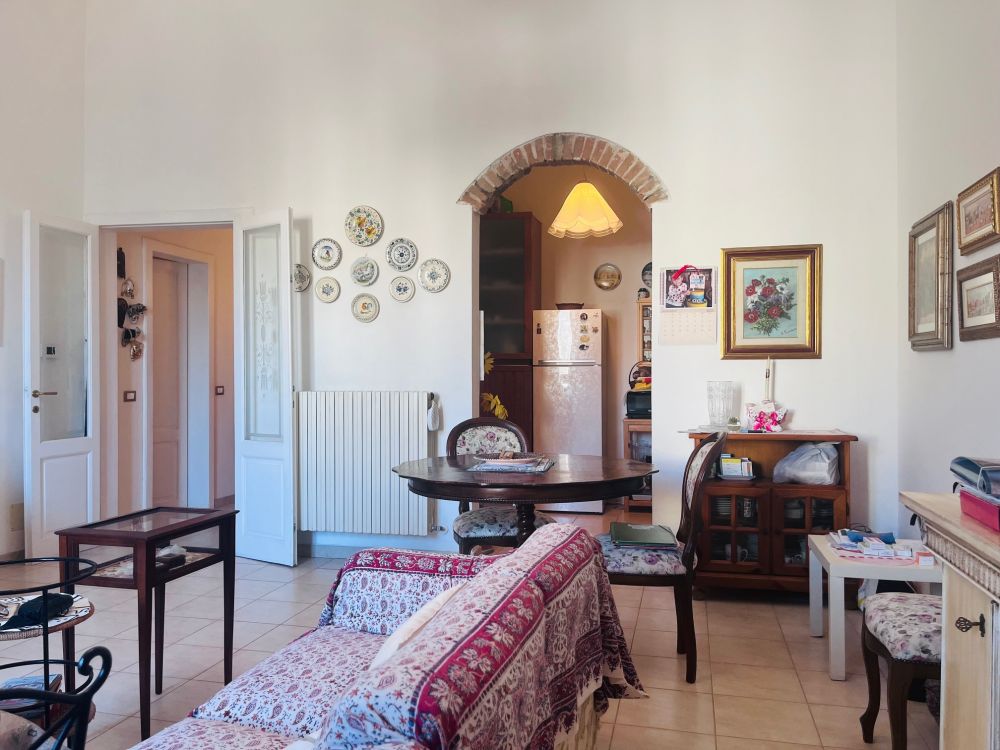 appartamento in vendita a Livorno in zona Centro con ascensore