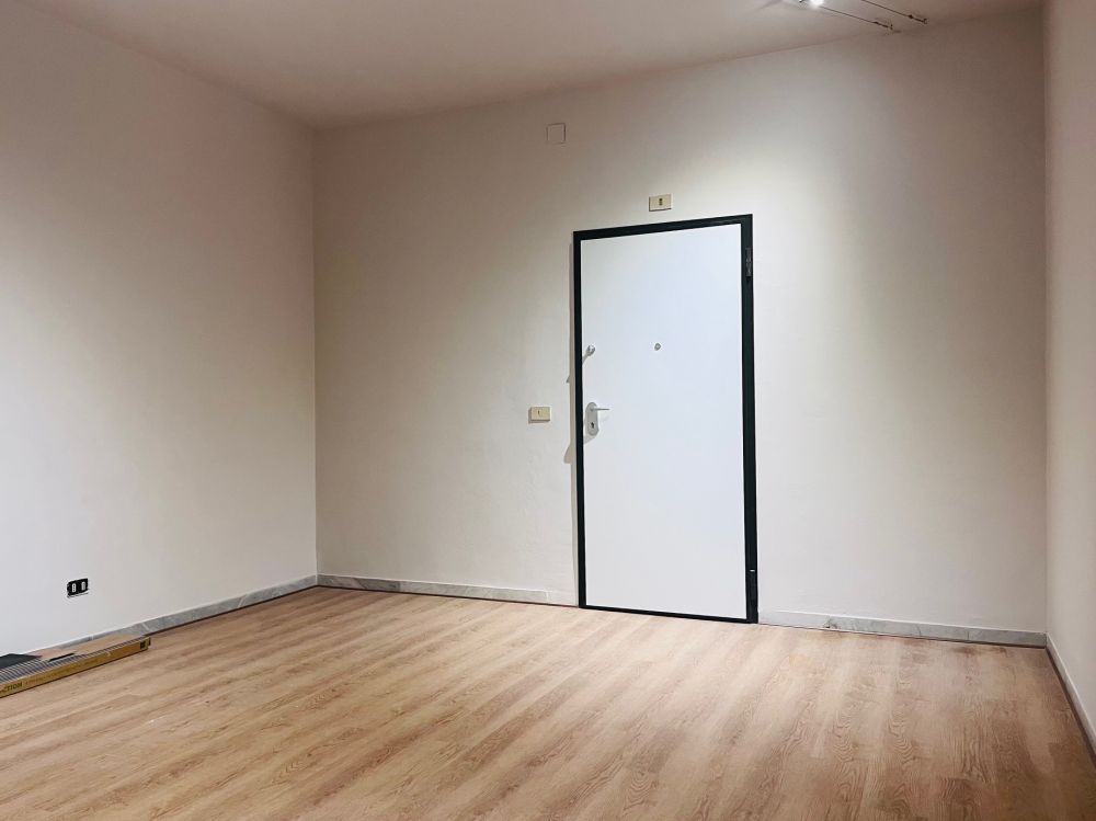 Appartamento ampia metratura zona centro in vendita a Livorno ottimo anche uso ufficio