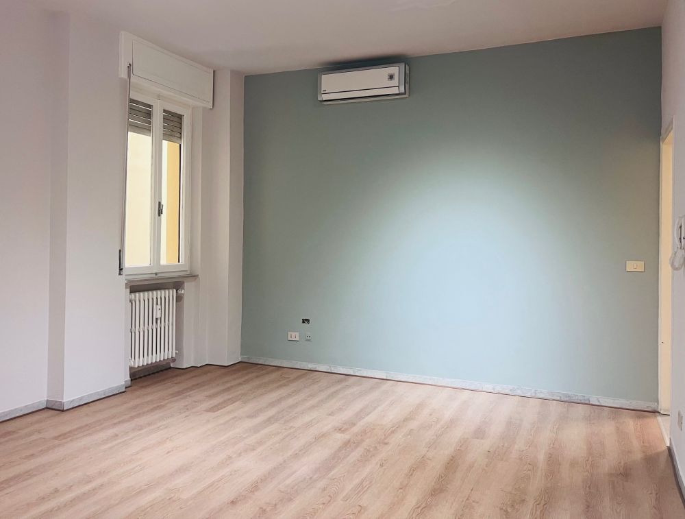 Appartamento ampia metratura zona centro in vendita a Livorno ottimo anche uso ufficio