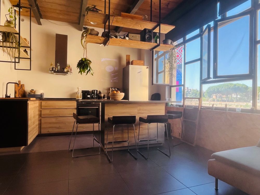 appartamento open space su 3 livelli zona Pontino/Venezia in vendita a Livorno
