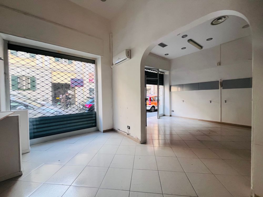 fondo commerciale in vendita a Livorno 