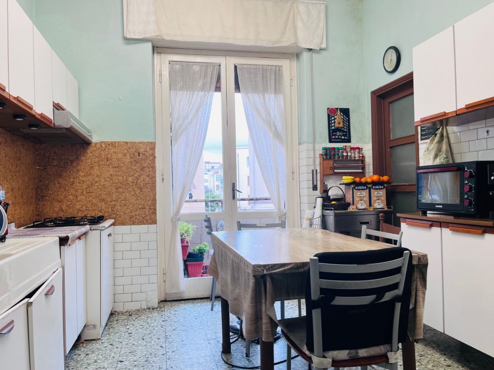 Appartamento di 120mq con 3 camere matrimoniali in vendita zona Fabbricotti