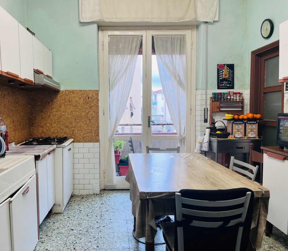 Appartamento di 120mq con 3 camere matrimoniali in vendita zona Fabbricotti
