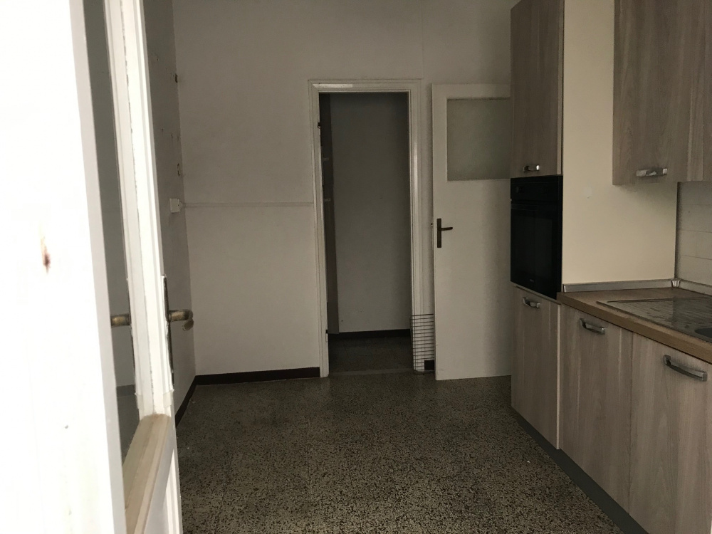 Appartamento in vendita a Livorno zona Calzabigi ampia metratura