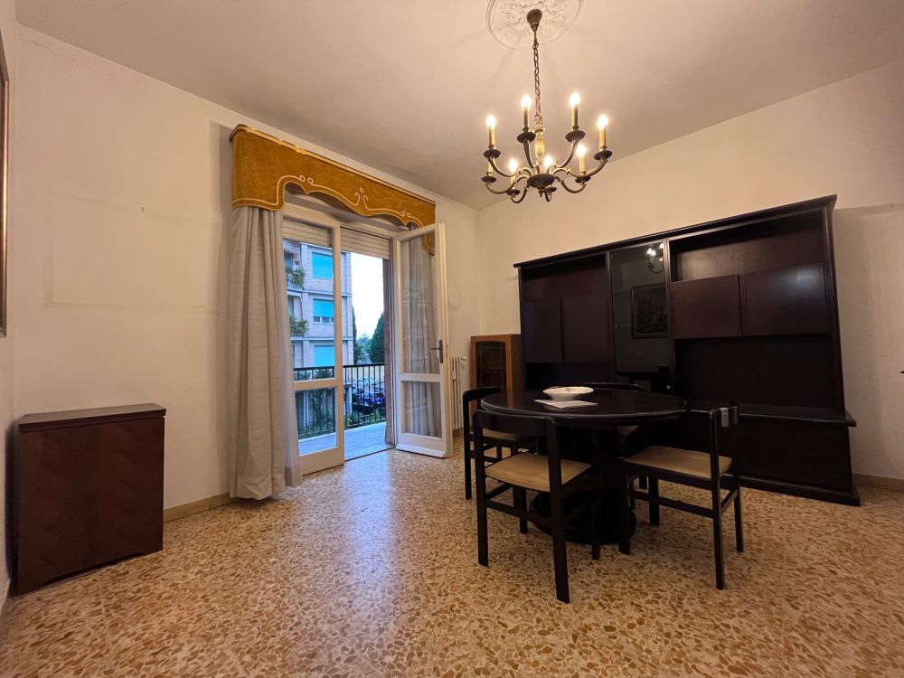 appartamento in vendita a Livorno via Costella zona Zola con posto auto 