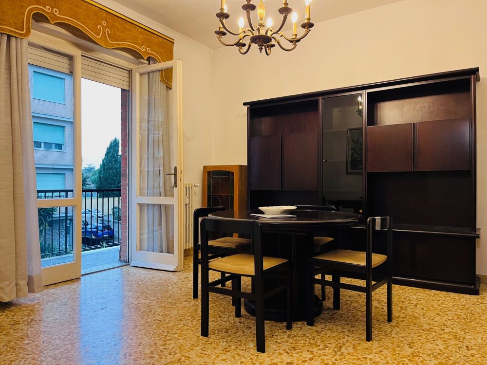 appartamento in vendita a Livorno via Costella zona Zola con posto auto